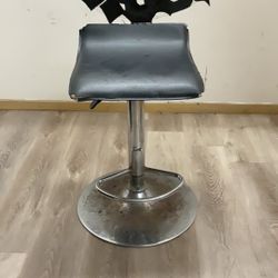 Metal Adjustable Bar Stool