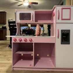 Melissa & Doug Kitchen