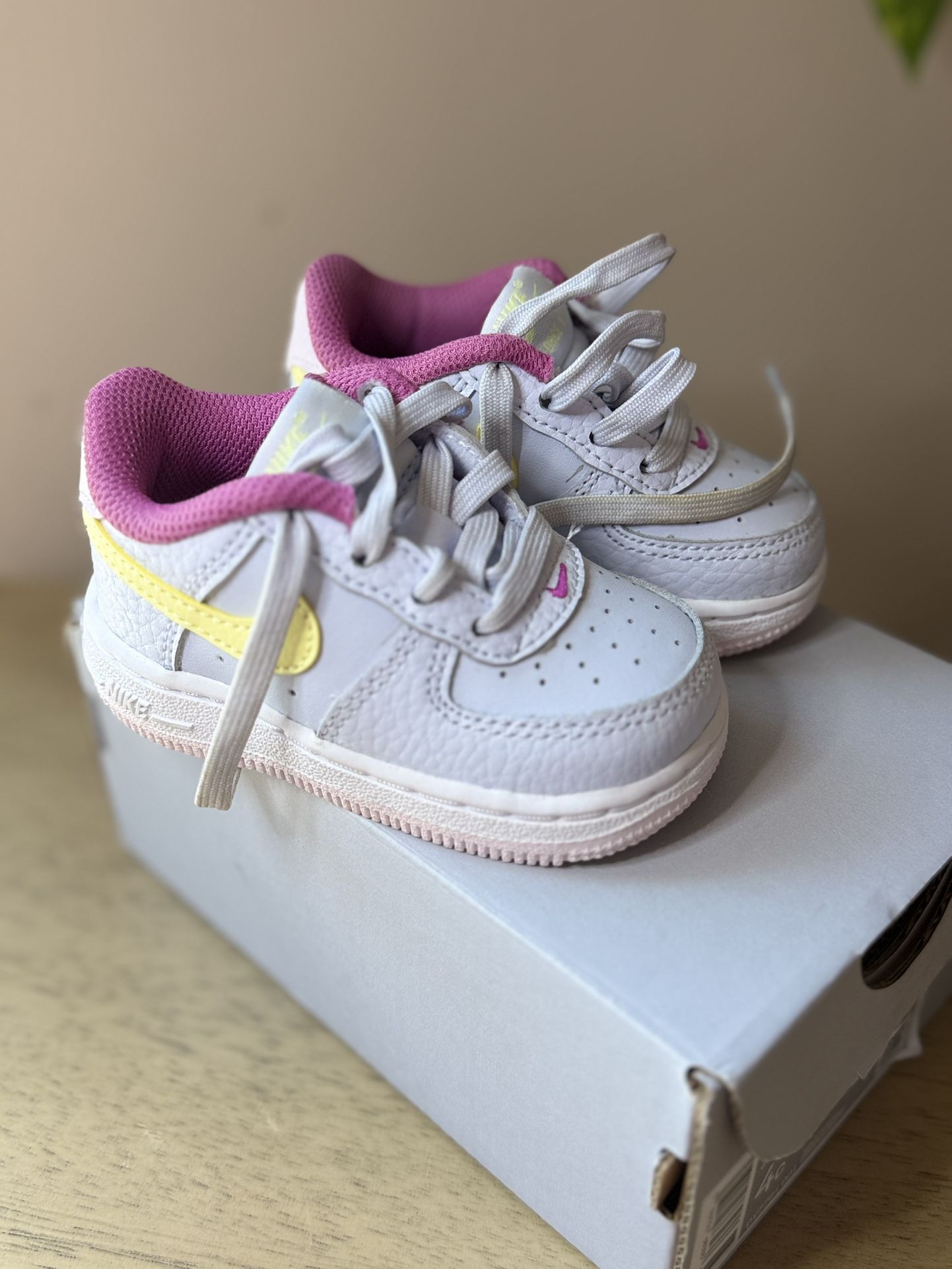 New Nike White and Pink Force 1