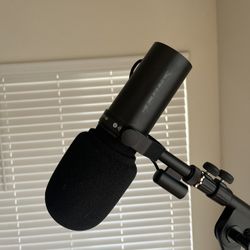 Shure Sm7dB Microphone(Built-in PreAmp)
