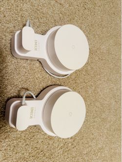 Google mesh WiFi with wall mount