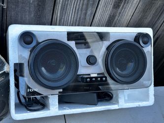 iHome iP1 Speaker Dock System with Power Adapter