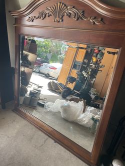 Dresser mirror