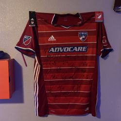 Fc Dallas Whole Team Sighted Signatures 