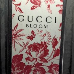 Gucci Bloom women's perfume