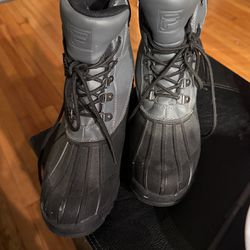 Men’s Winter Boots Size 9 