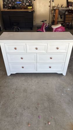 7 Drawer Dresser