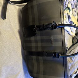 Burberry Duffle Bag  Authentic 