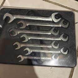 Snap On 7 Pc Metric Angel Wrench Set 