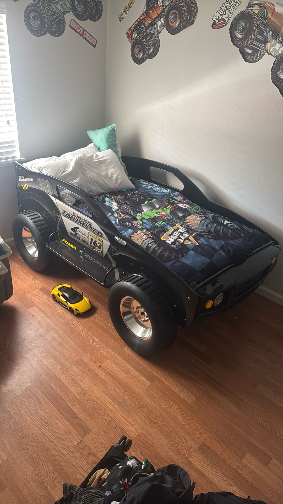 NASCAR Light Up Bed Size Twin