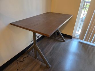 Adjustable Height Office Desk