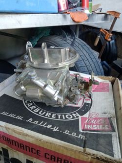Holley high performance carburator