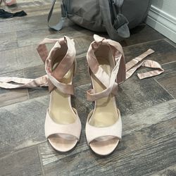 Lulu’s Pink Heels