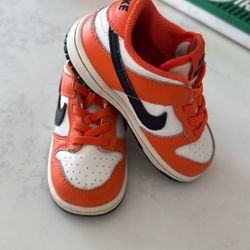 Nike-Orange/Black Toddler 7c