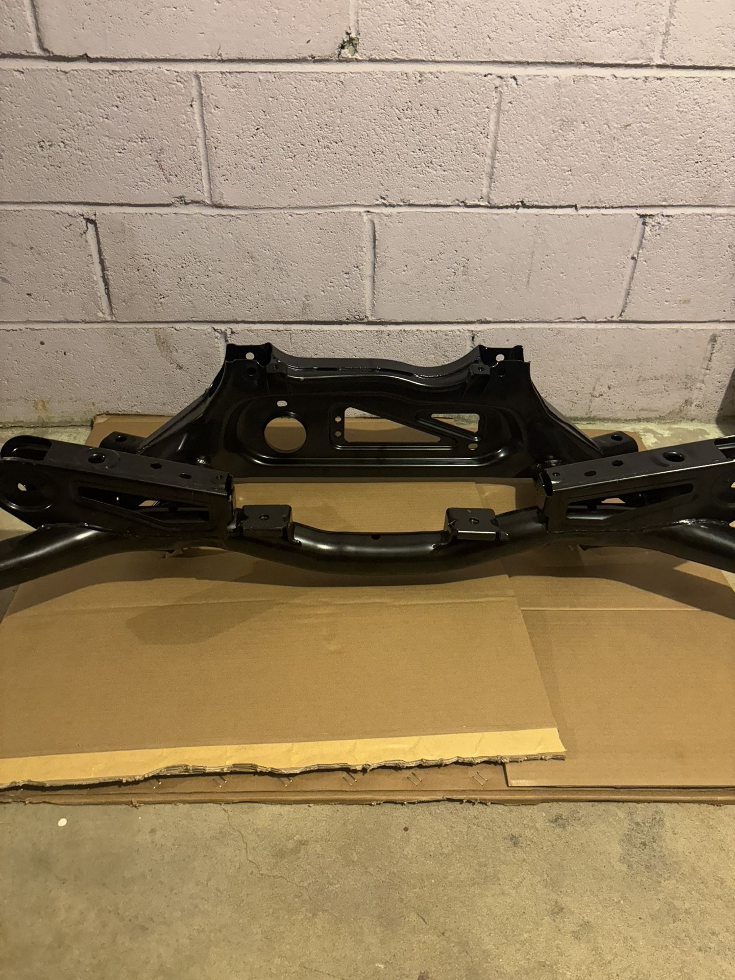 Rear Subframe Crossmember for 2007-17 Jeep Compass Patriot & Dodge Caliber (4x4)