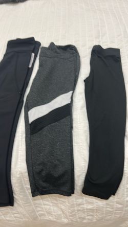 CAPRI PANTS ( size : 7-8 ) each 1 dollar