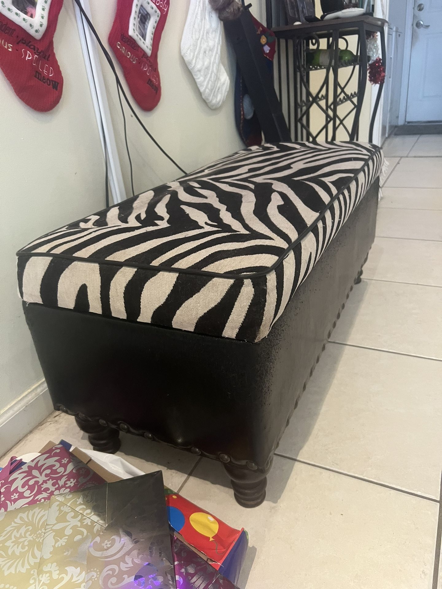 Storage Bench Zebra