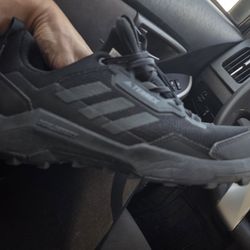 Black Adidas Terrex Continental Size 11 In Good Condition Firm Price Pickup Only