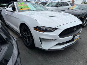 2020 Ford Mustang EcoBoost