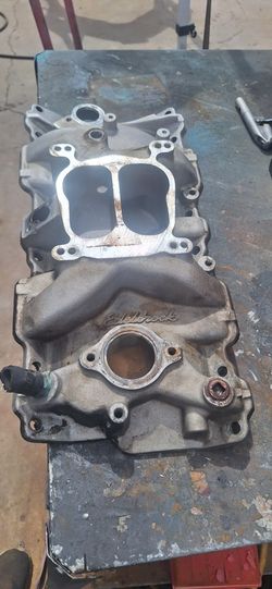 Edelbrock Performer Intake Manifold Sbc Chevrolet Nice Used Condition. See Pics #2101 35th Ave And McDowell Phx