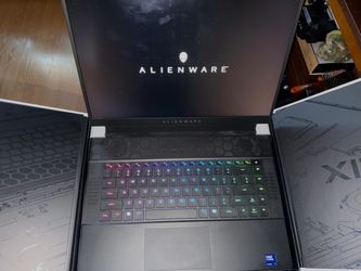 Alienware x16 r2