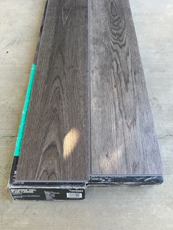 STAINMASTER PetProtect Lockhart Oak 20-mil x 7-in W x 48-in L Waterproof Luxury Vinyl Plank Flooring