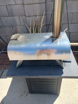 Wood pizza oven