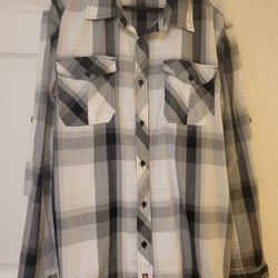 Southpole Men's XXL Button Up/Down Long Sleeve Shirt Grey White Black Plaid