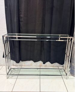 Silver entry table