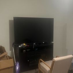65’ SEIKI FLAT SCREEN TV