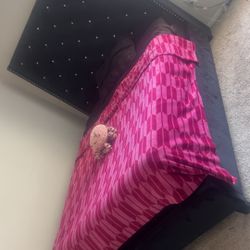 Queen Size Bed Frame And Mattress 