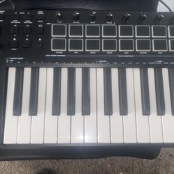 M-AUDIO Oxygen Pro 25