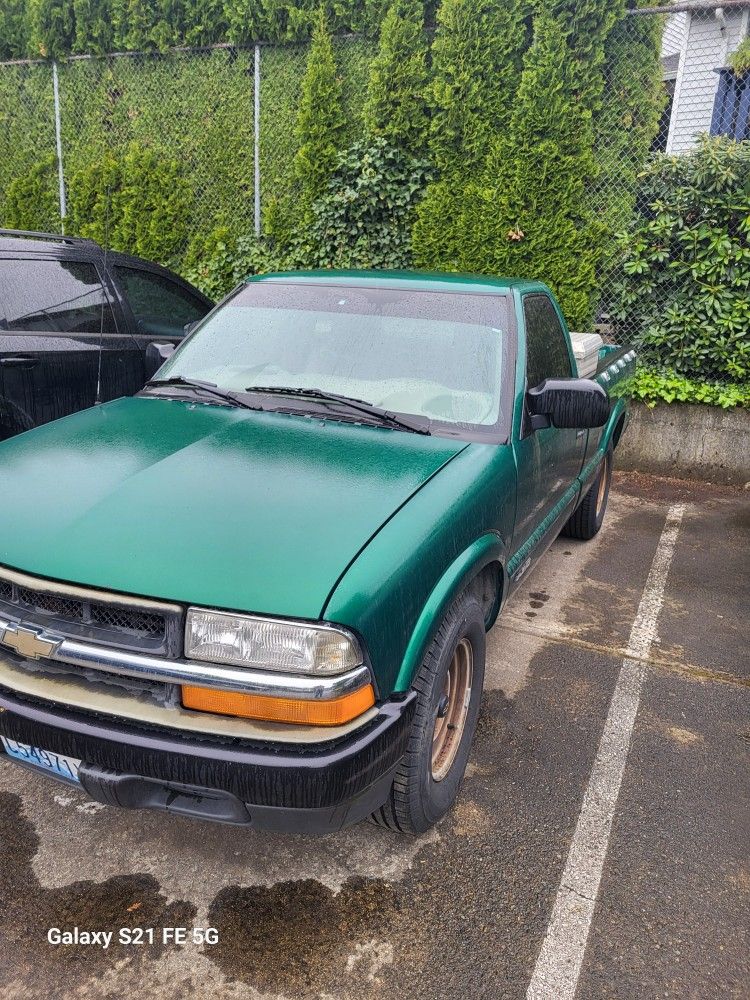 2000 Chevrolet S-10 for Sale in Covington, WA - OfferUp