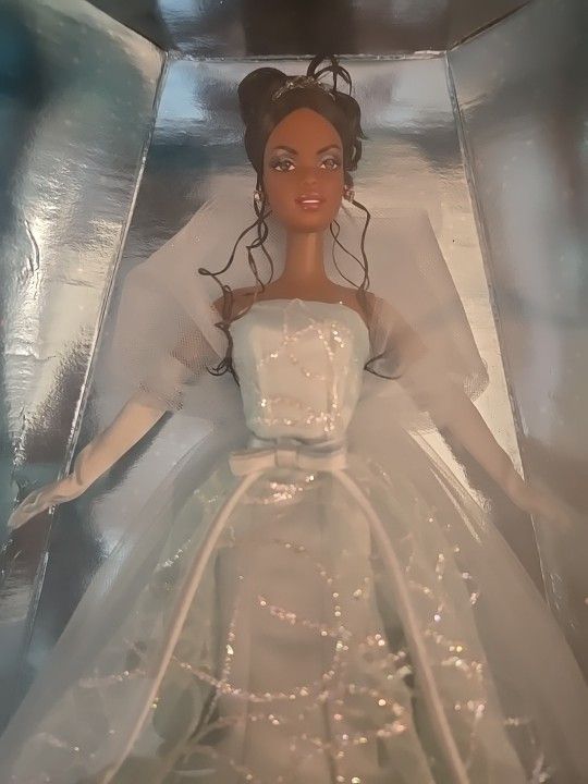 Barbie Collector 2001 Doll