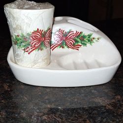 Christmas Soap and Toothbrush Holder