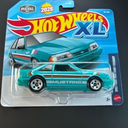 HOT WHEELS XL 1992 FORD MUSTANG FOXBODY 1:43 SCALE 2026