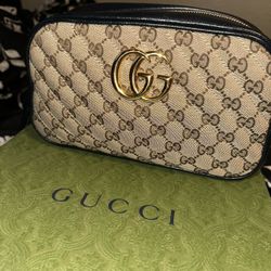 Gucci Crossbody Purse 