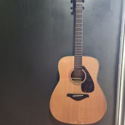 Brand new yamaha acoustic guitar 