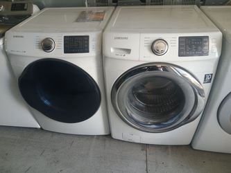Set of Samsung front load washer large capacity and gas dryer fully functional