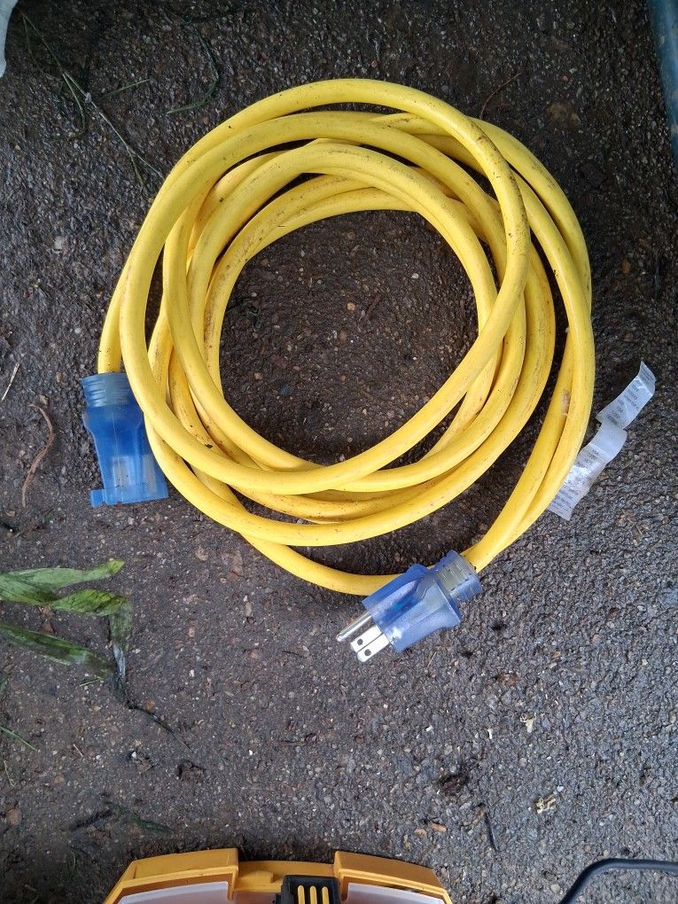 10 To 15 Foot Exstionson Cord