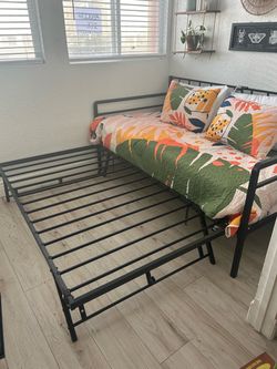 Free Collapsable Twin Bed Frame