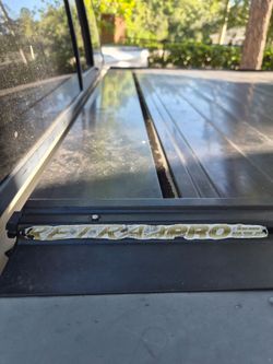 RetraxPro Retractable Truck Bed Cover