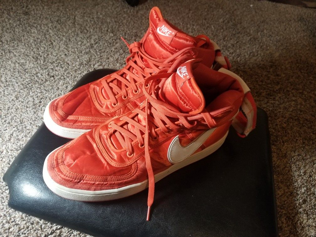 Size 14 Nike Vandal High Supreme Vintage Coral