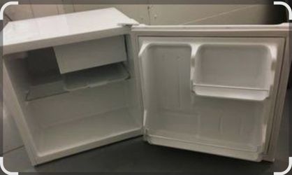 Haier Mini Fridge And Freeze