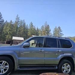 2004 Lexus GX 470