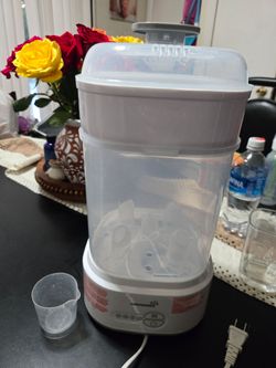 Baby bottles sterilizer