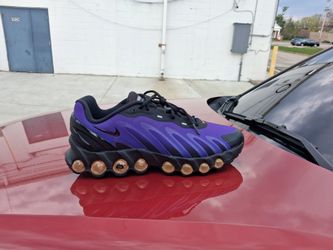 Brand New And Original Men's Nike Air Max's DN Sneakers Sizes 8.5