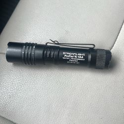 Streamlight Protac 1L-1AA 