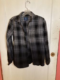 Men’s Small, Slim Fit Flannel Shirt 