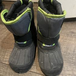 Toddler snow boots
